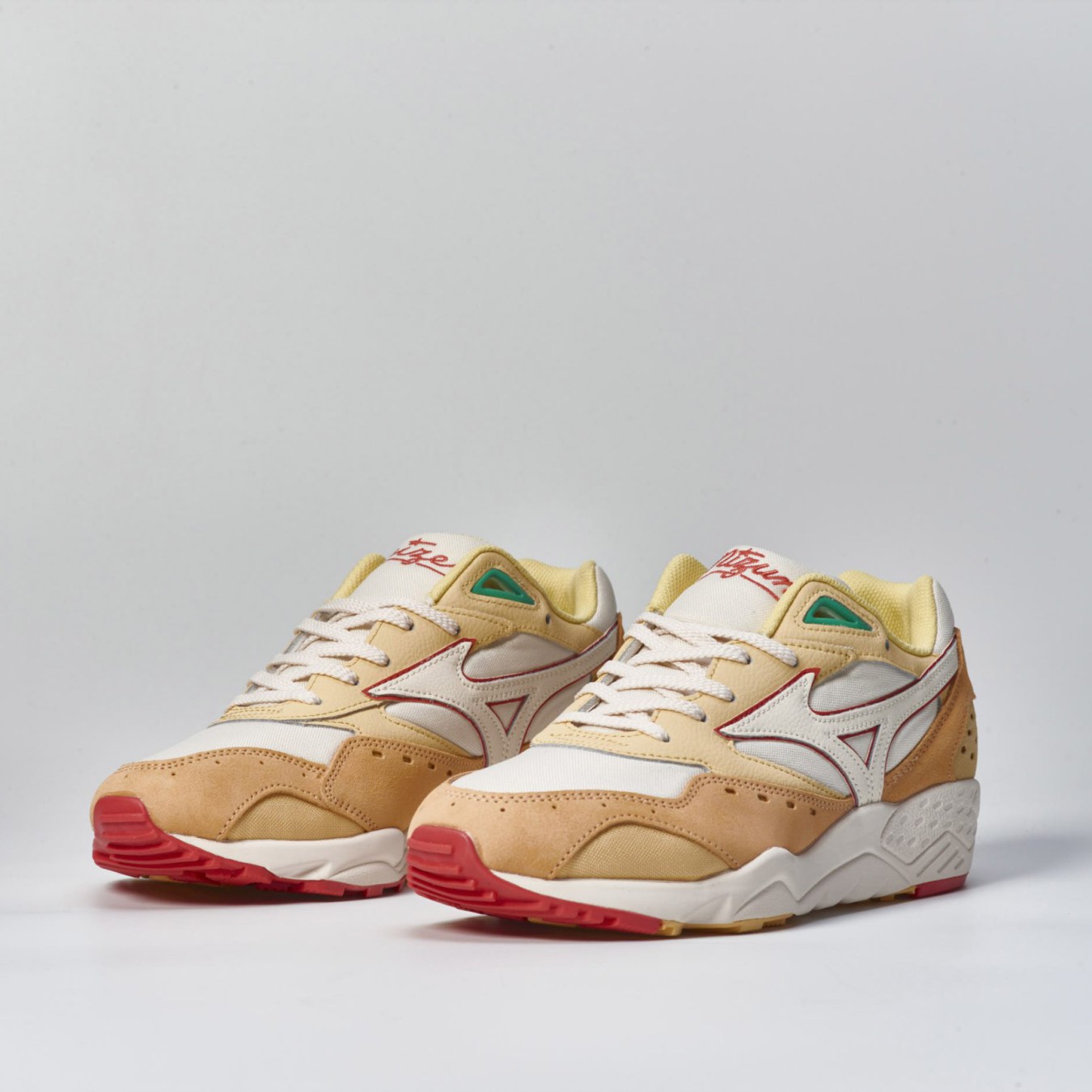 Mizuno Contender x Ceizer 'Garde la Pêche'