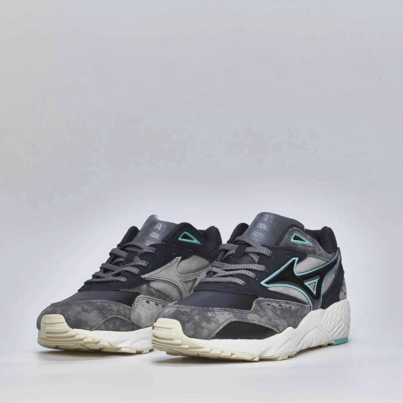 Mizuno Contender x Footpatrol