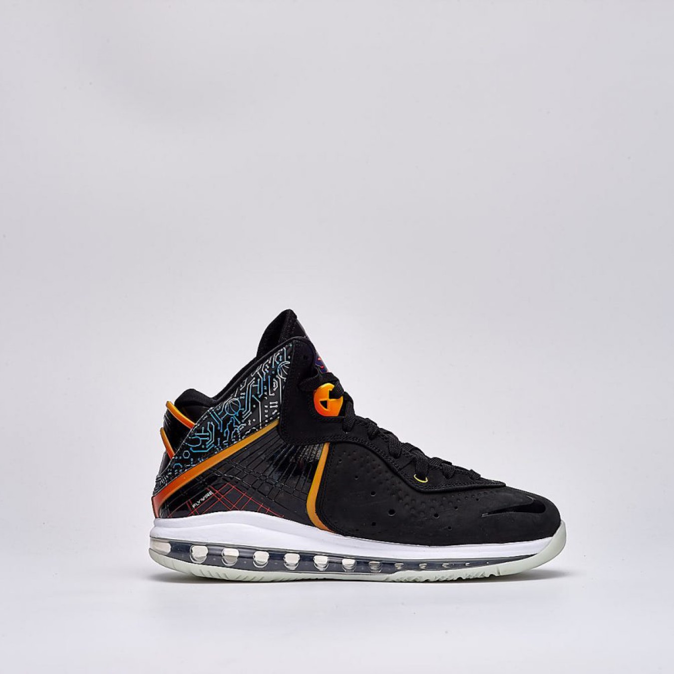 Nike Lebron VIII QS
