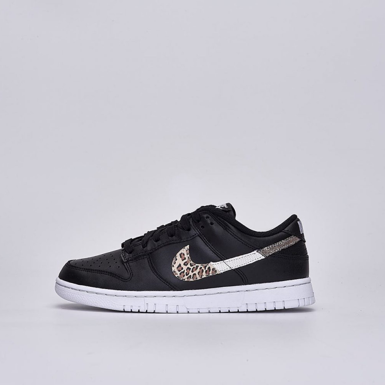 Nike Dunk Low SE W