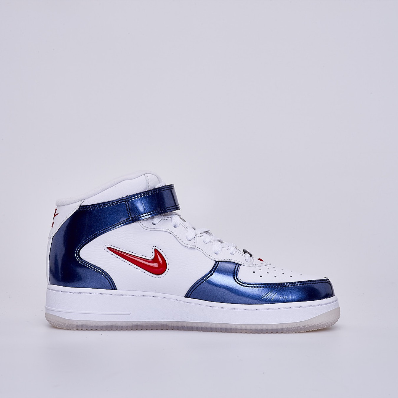 Nike Air Force 1 Mid QS