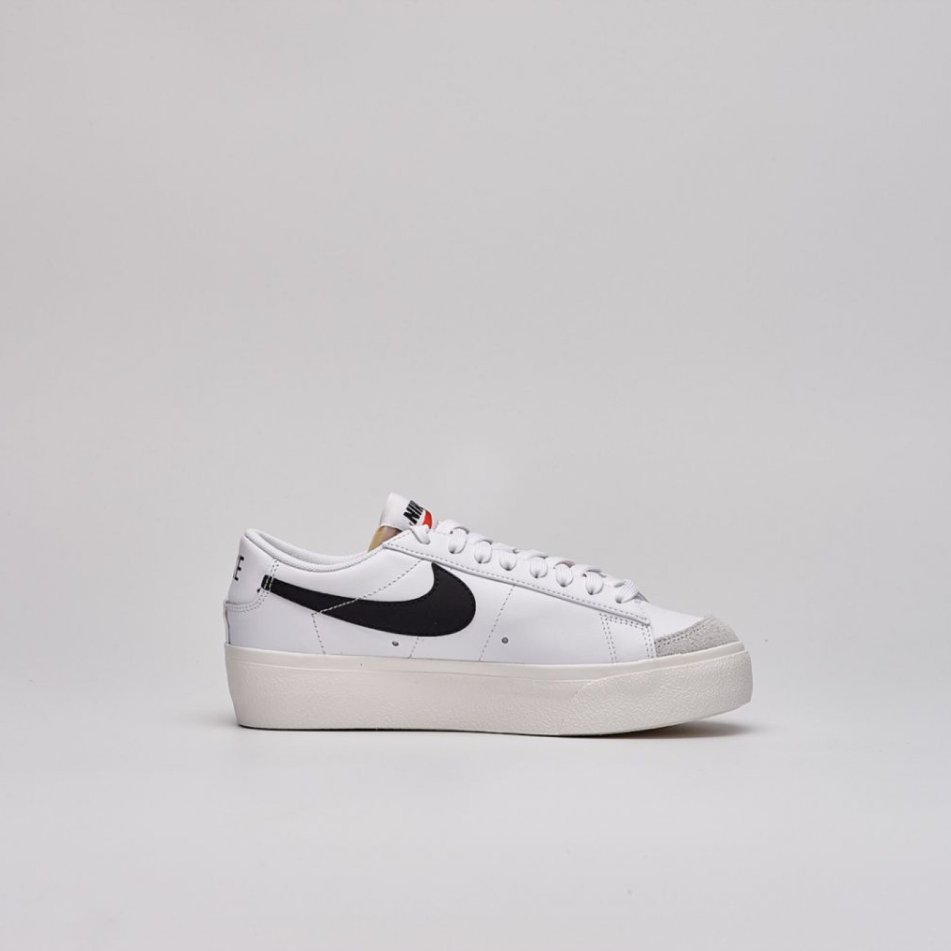 Nike Blazer Low Platform W