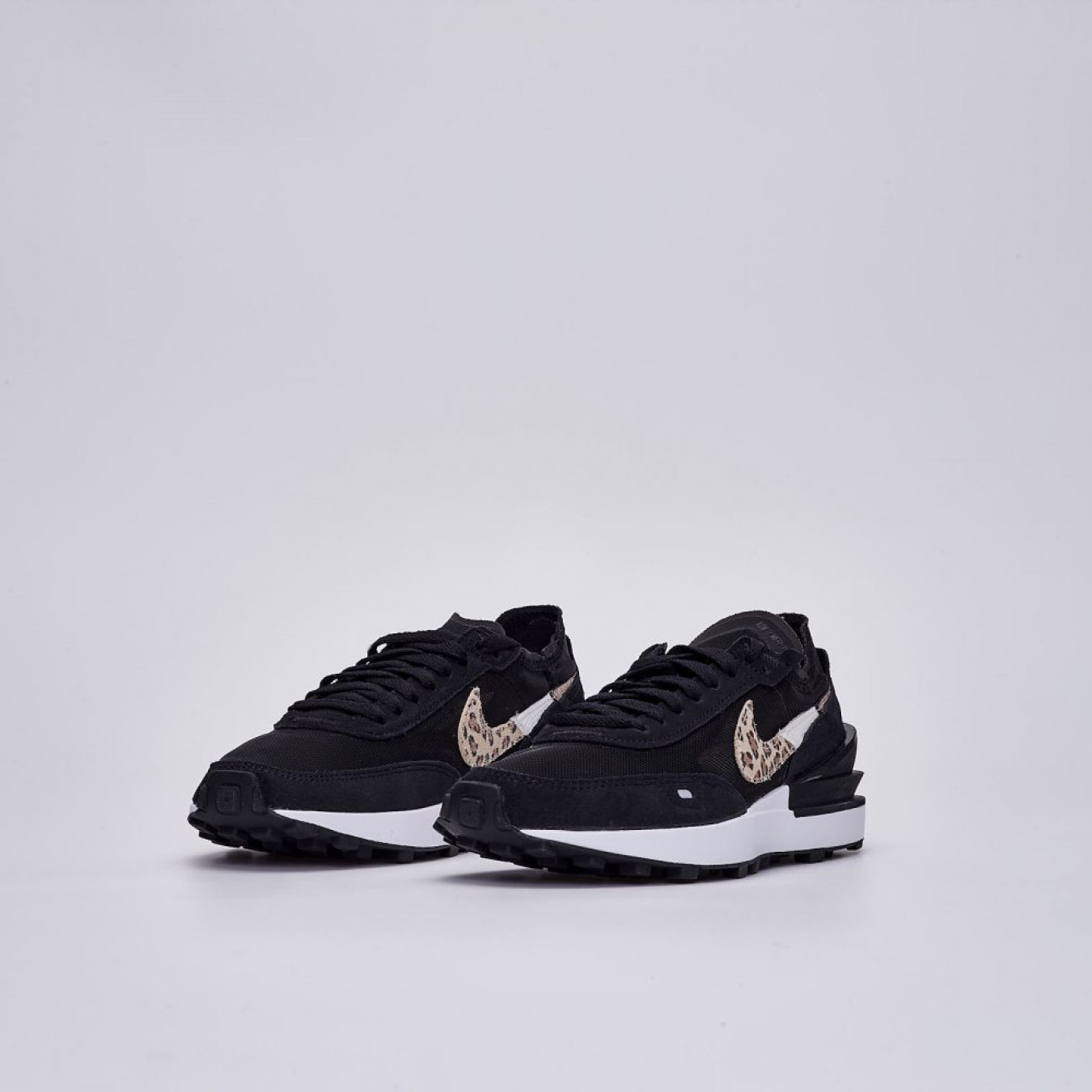 Nike Waffle One SE W