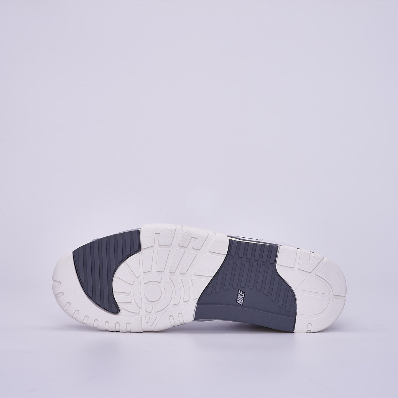 Nike Air Trainer 1