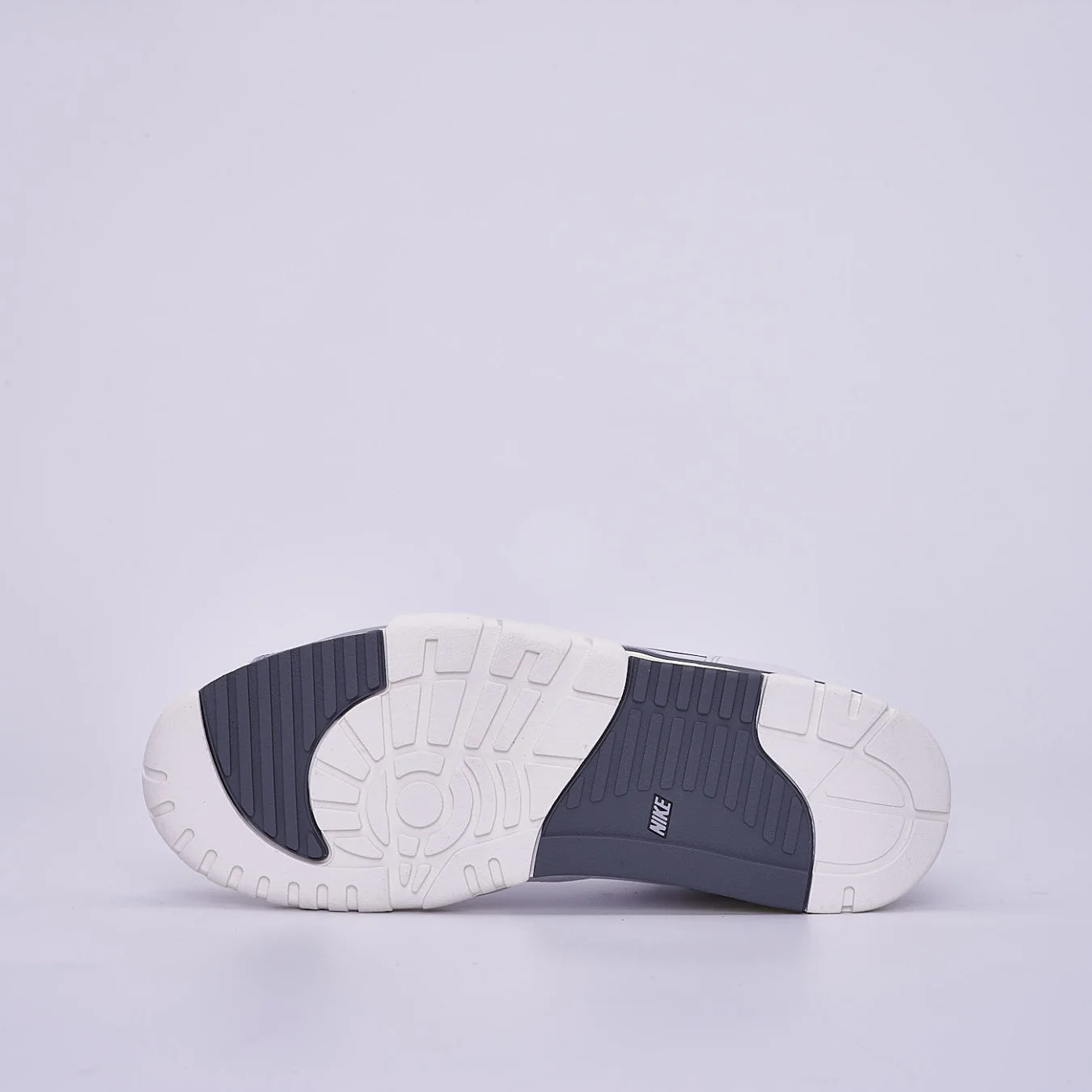 Nike Air Trainer 1