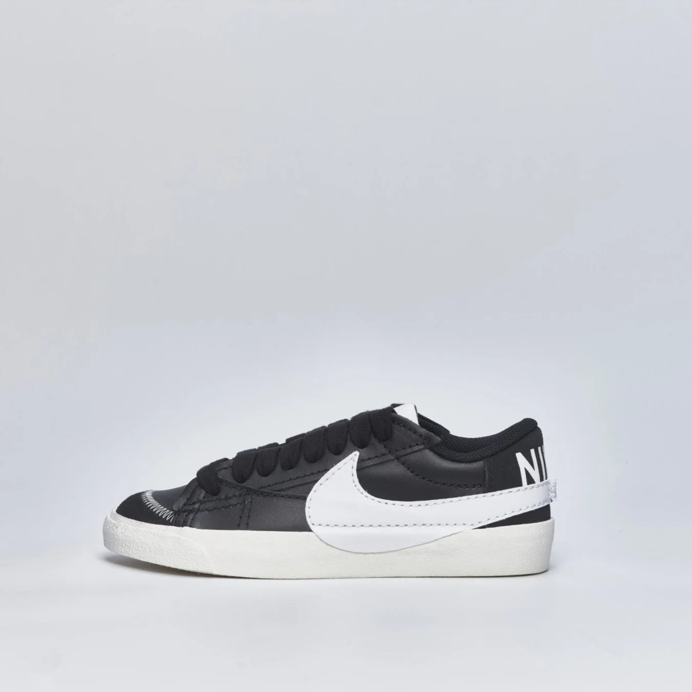 Nike Blazer Low '77 Jumbo W