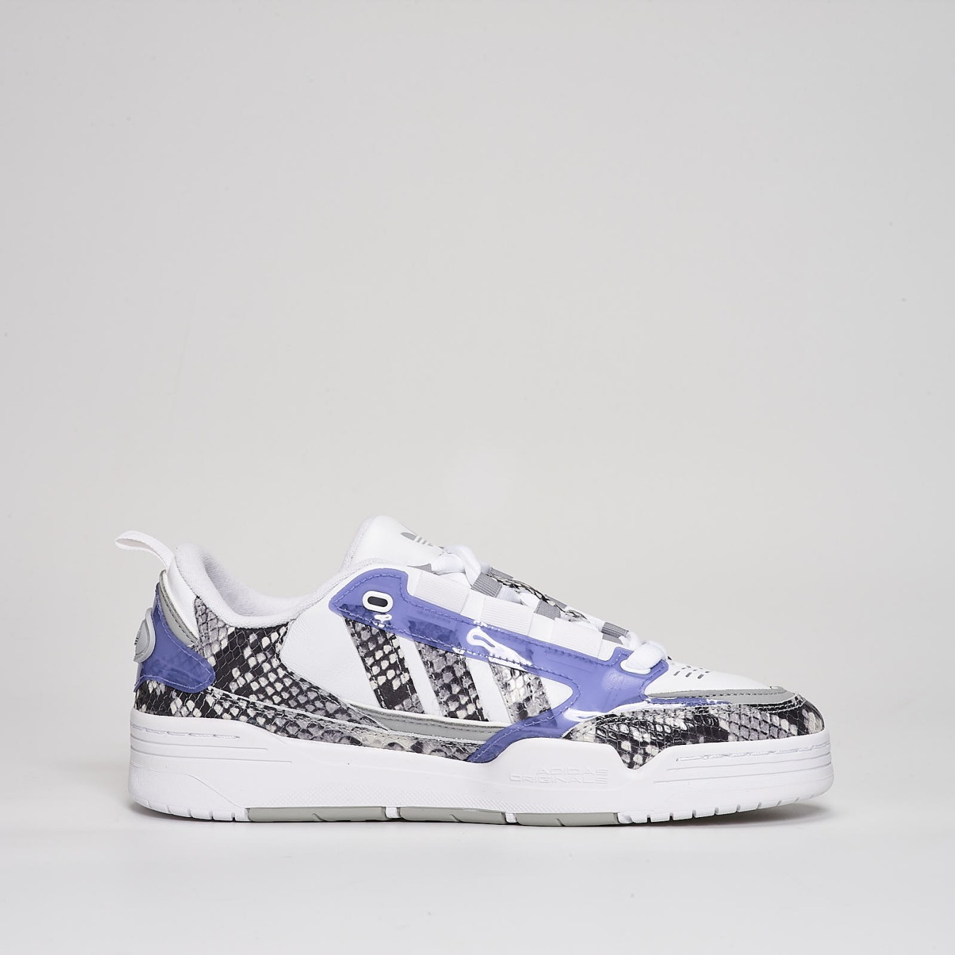 adidas Adi2000