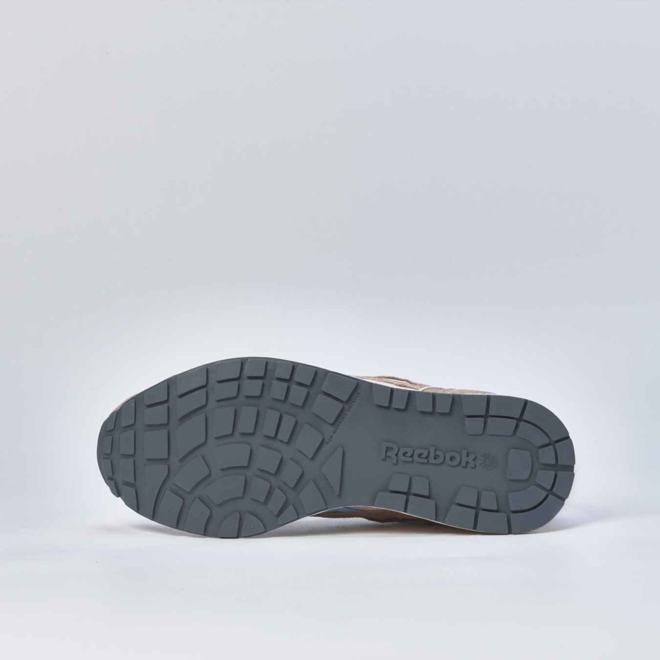 Reebok LX8500