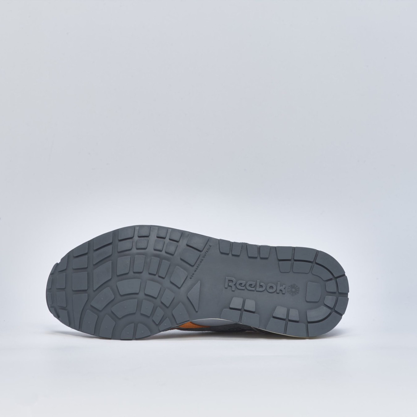 Reebok LX8500