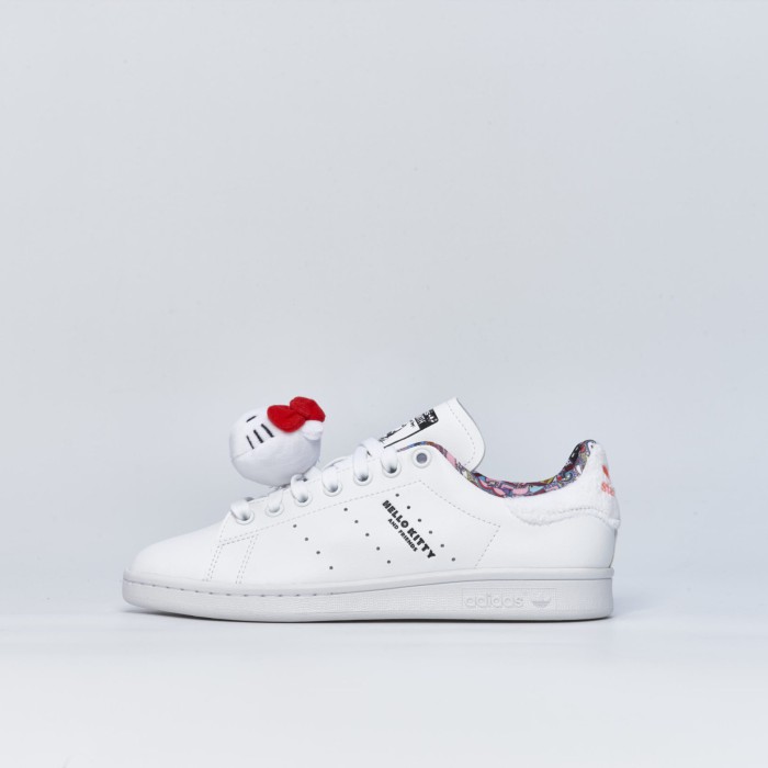 adidas Stan Smith x Hello Kitty