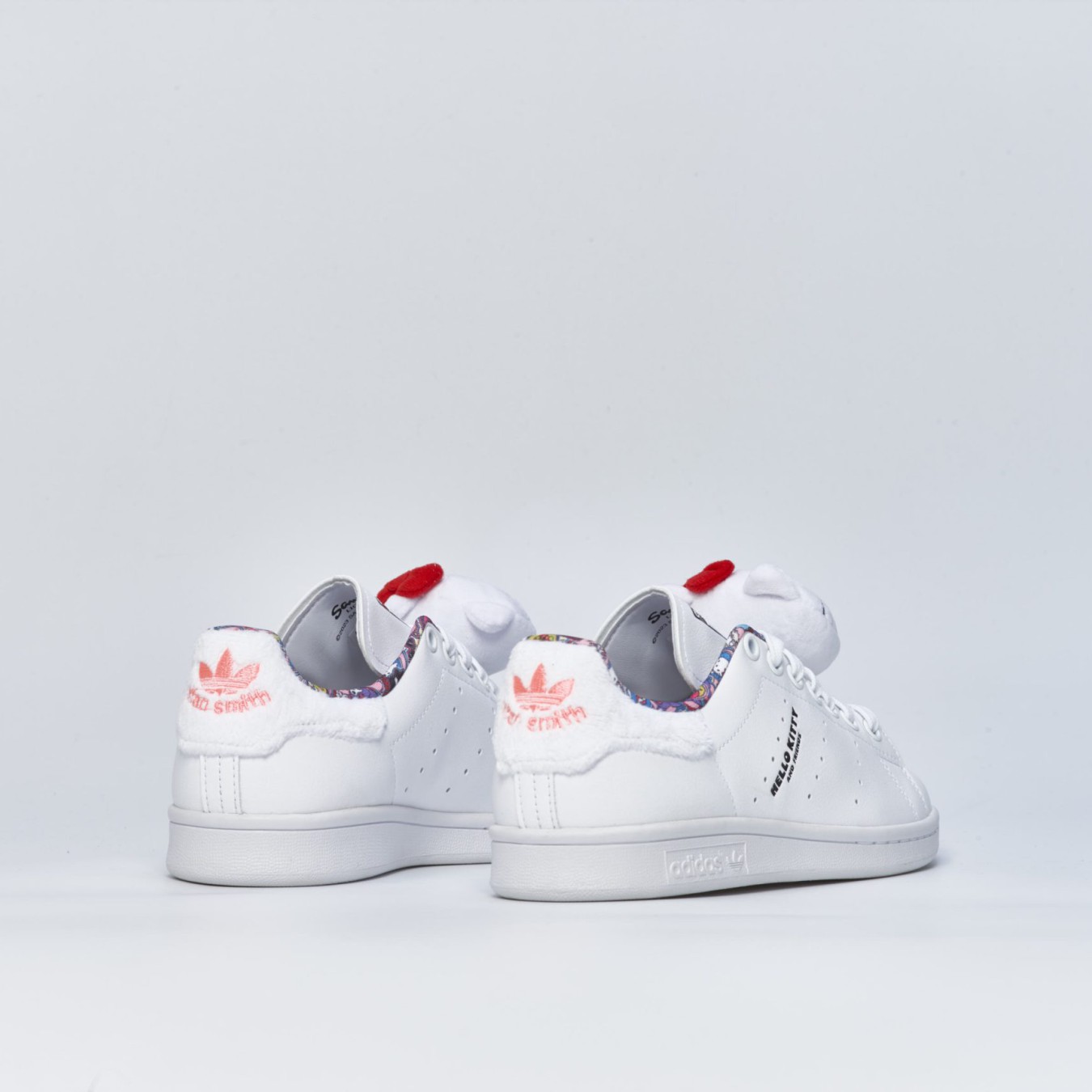 adidas Stan Smith x Hello Kitty