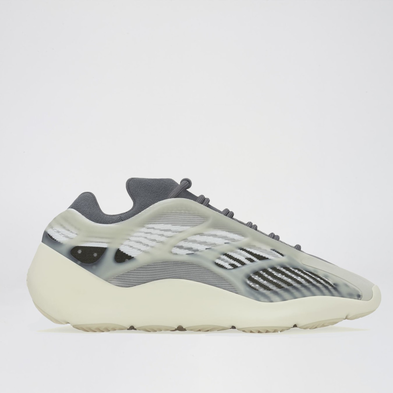 Yeezy 700 V3 