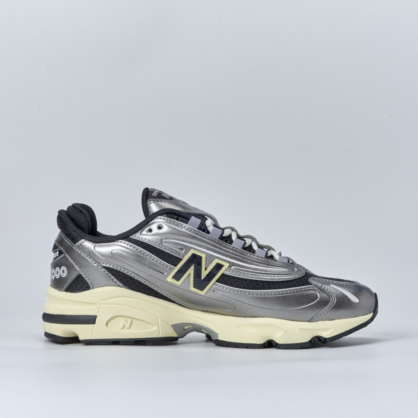 New Balance 1000