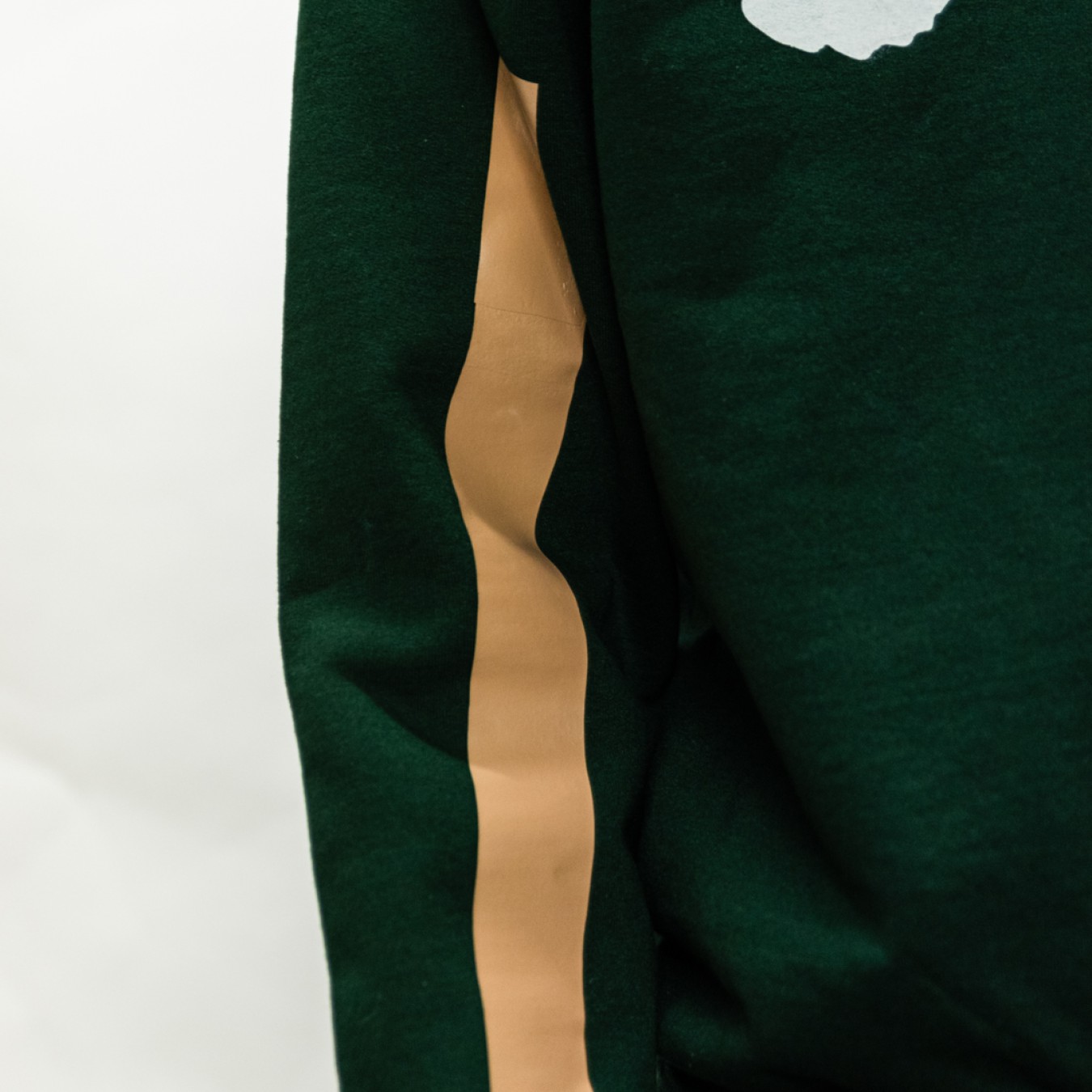 MiDNIGHT Goya Sweater