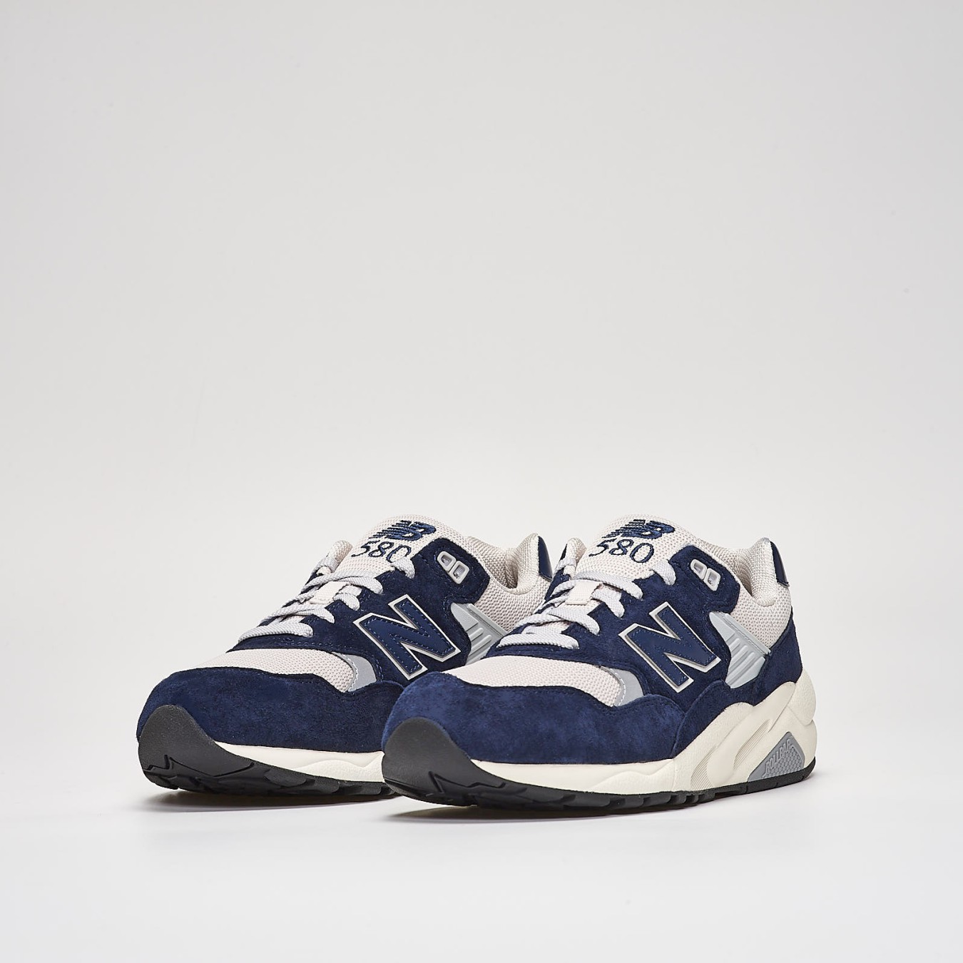 New Balance 580