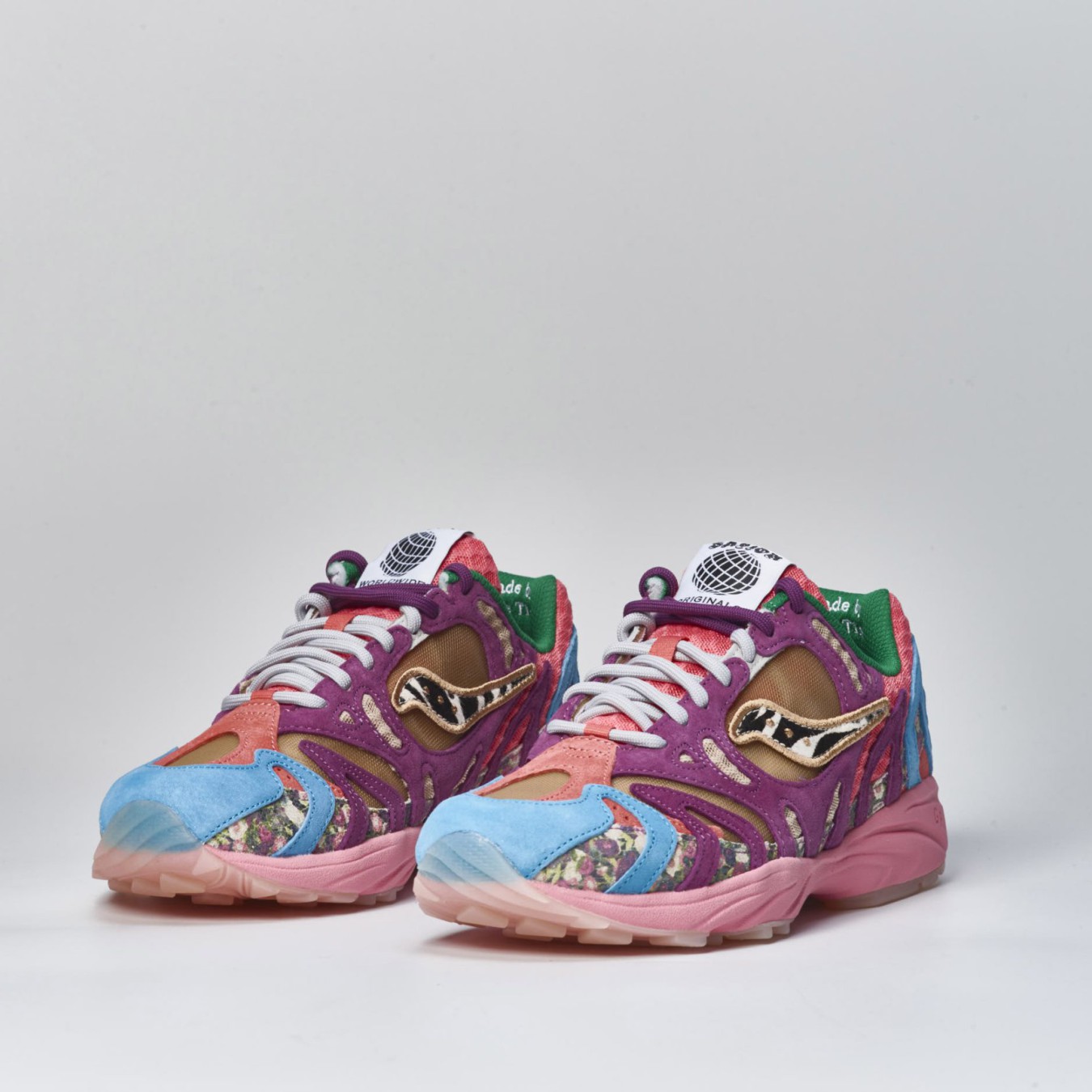 Saucony Grid Azura 2000 x Jae Tips