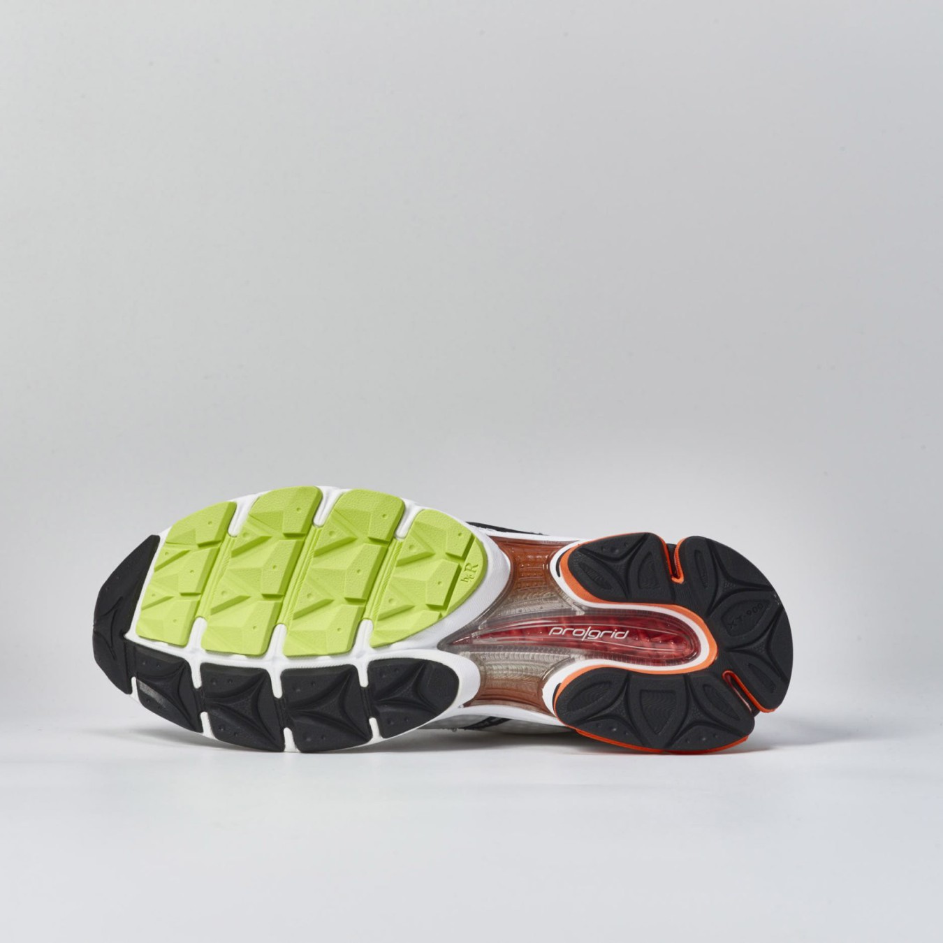 Saucony Pro Grid Triumph 4 x Highsnobiety