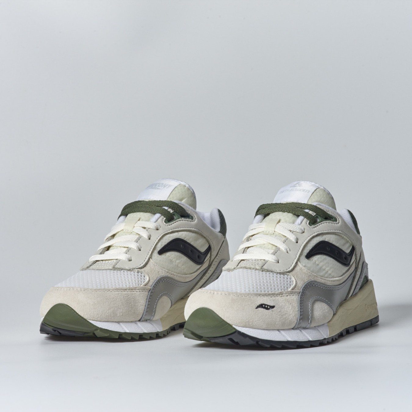 Saucony Shadow 6000 x Asphaltgold