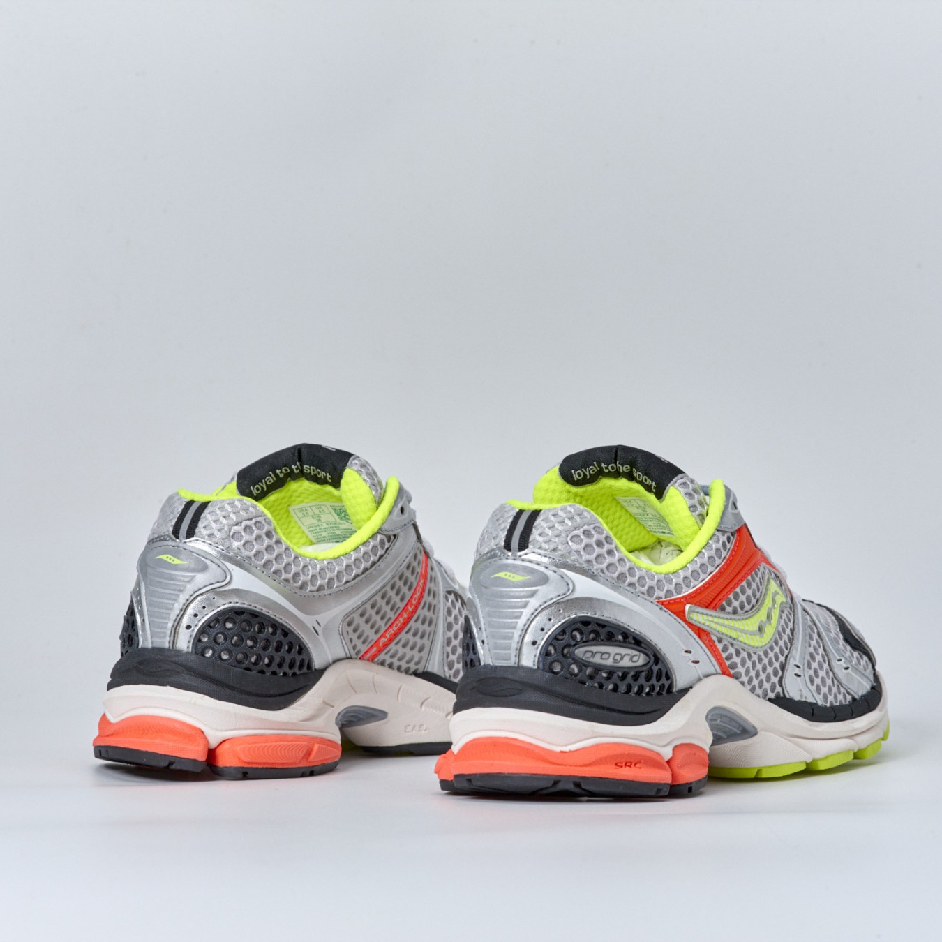 Saucony ProGrid Triumph 4 x Bellerose